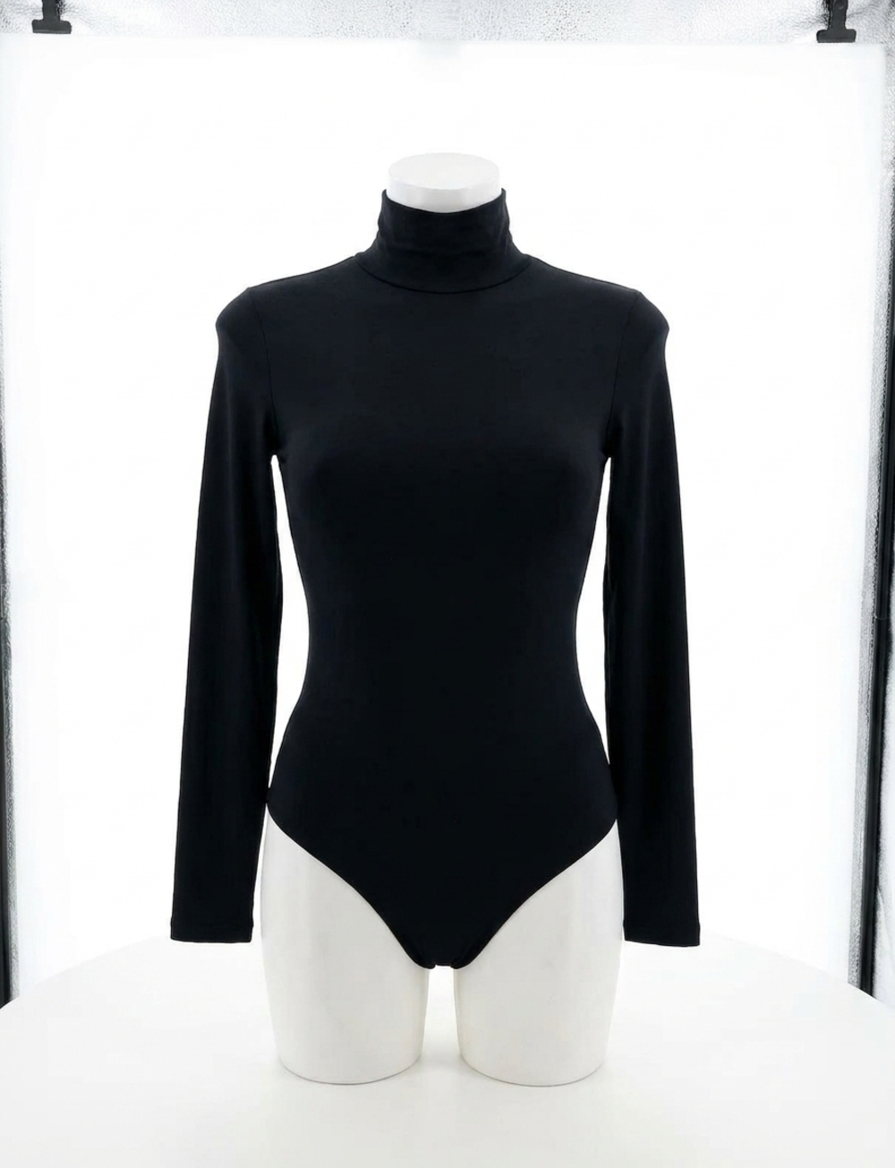NEW COMMANDO ballet long sleeve mockneck bodysuit in black